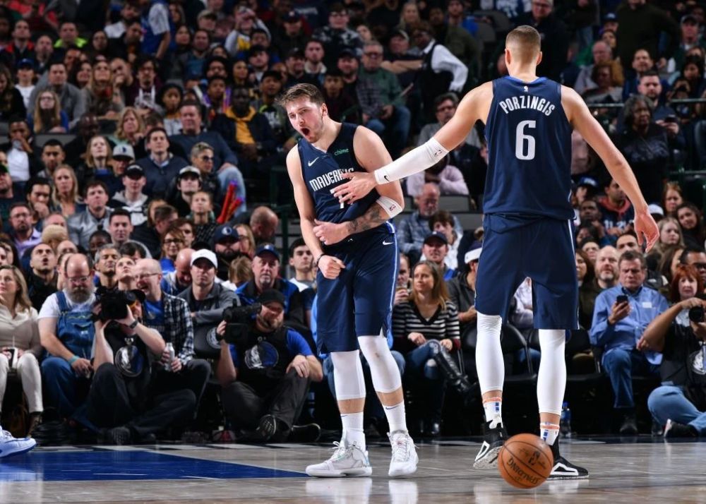 4, 东契奇绝杀助独行侠登顶西部  